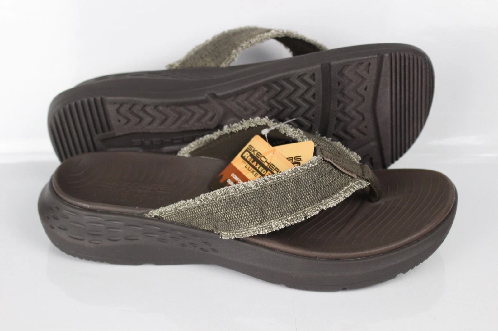 Skechers Men's Relaxed Fit Parson SD Gino Flip Flop Sandals Chocolate 205225