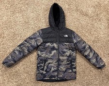 The North Face Jacket Boys Large Green Camo Reversible Hooded Fleece Puffer Coat