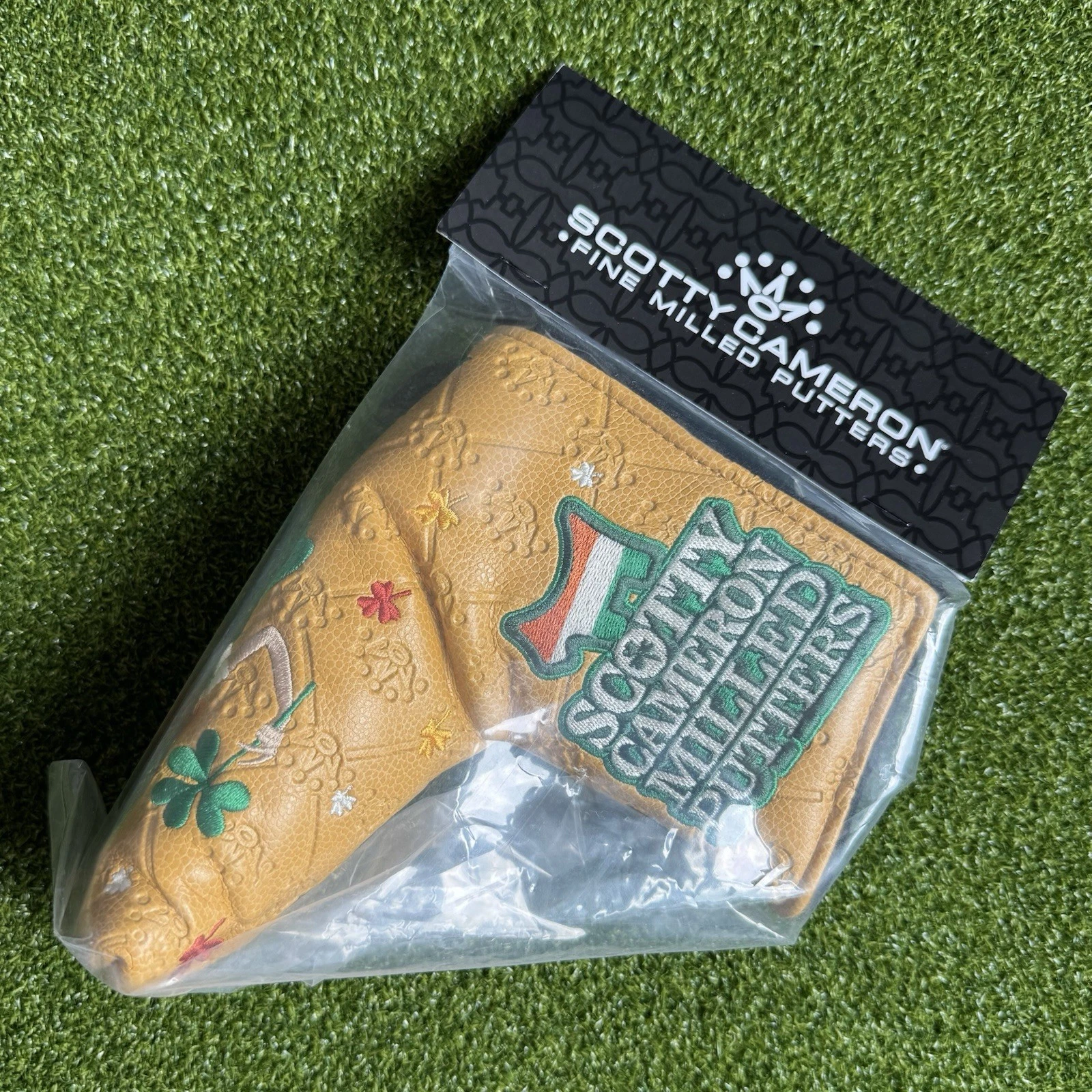 Scotty Cameron Titleist Limited St. Paddy’s Lucky Lily Blade Gold Headcover