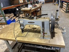 consew sewing machine model 733R-5 with table and work light