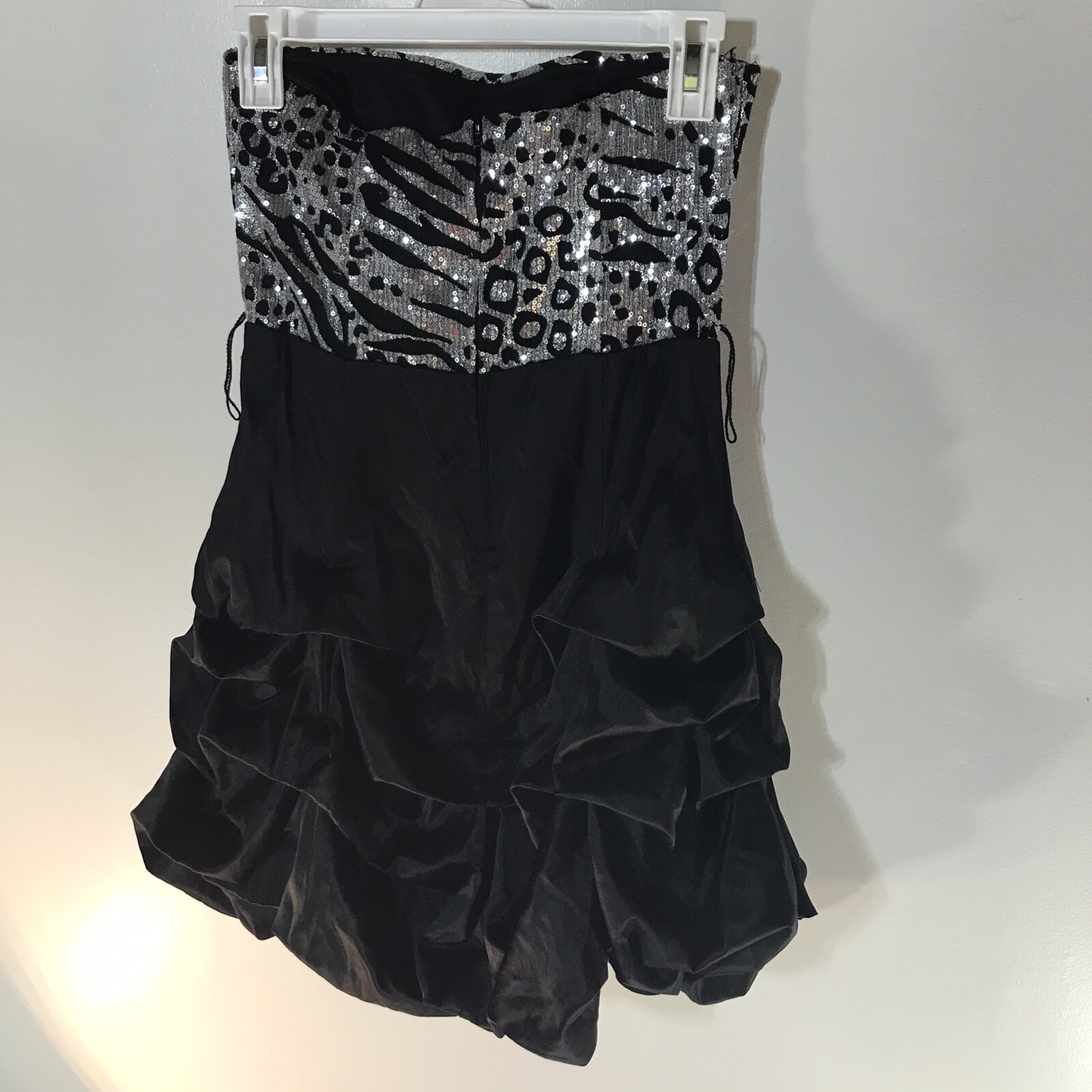 Ruby Rox Silver/Blk Sequins Formal Above Knee Str… - image 2