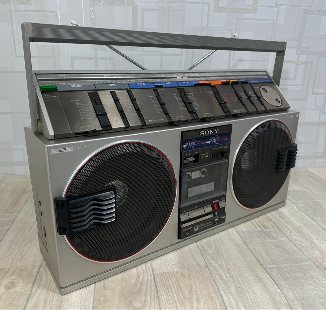 Sony CFS-99 Boombox Energy 99 20cm Woofer AM/FM Radio