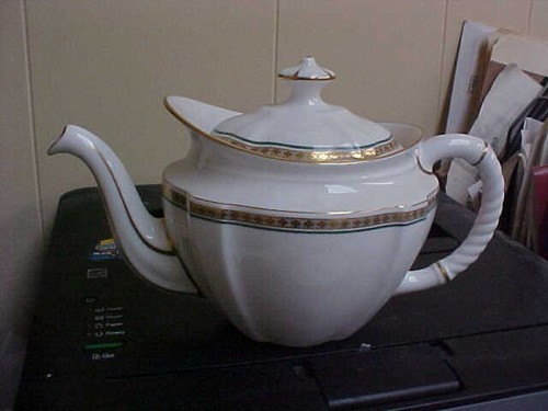 Royal Crown Derby CARLTON GREEN Teapot - 第 1/3 張圖片
