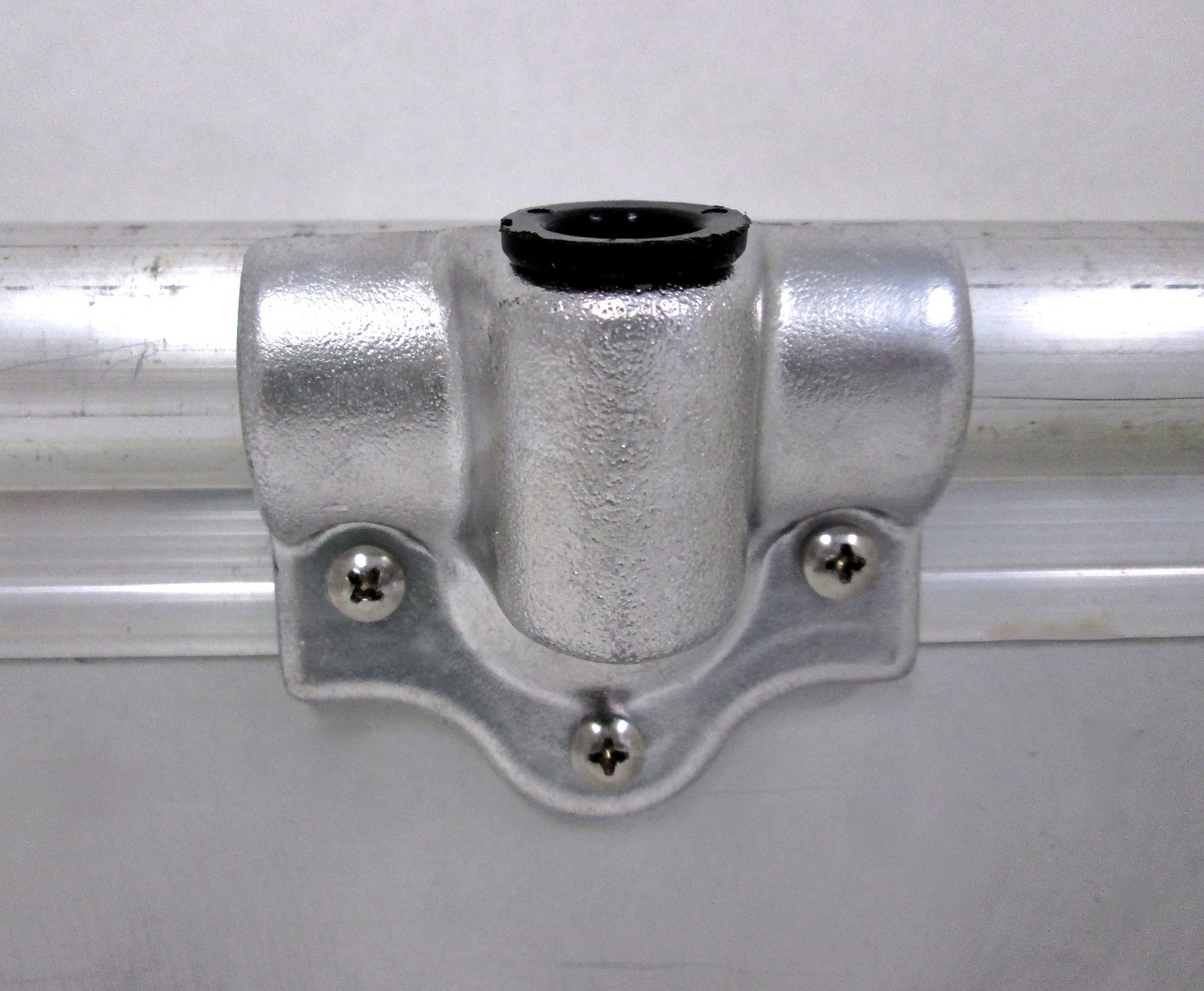 2 NEW Boat Oar Lock Sockets Round Gunnel Fishing Duck Jon Boat Lift