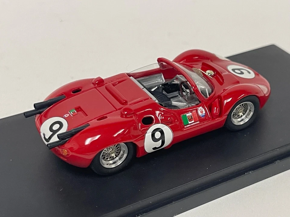 1/43 Pinko Maserati Tip 63 , 1961 24 H of LeMans Car #9 PI-124. TR123 - Image 3 of 4