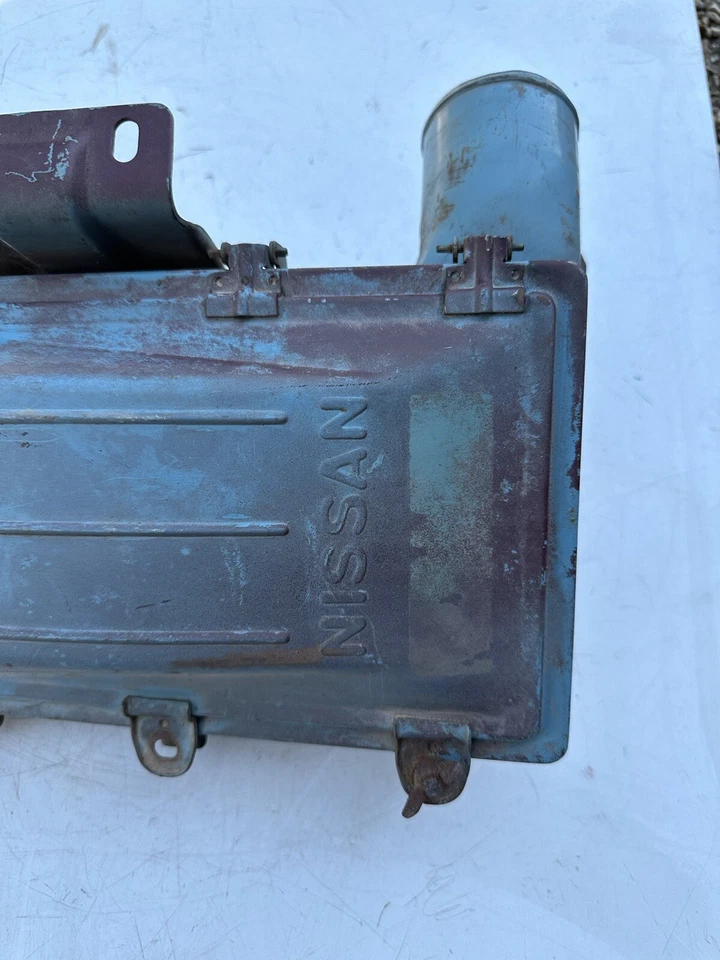 Conjunto de caja de filtro de aire Datsun 280Z Foto 2 de 4