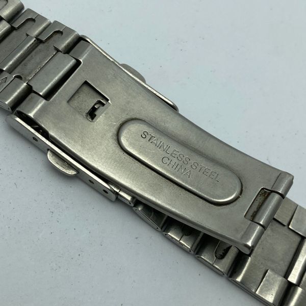 カシオ　CASIO 18 mm CASIO A220 Stainless Steel Vintage Men's Watch S-744L