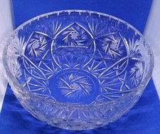 Beautiful Crystal Bowl In The Popular Catherine Wheel Or Pinwheel Design