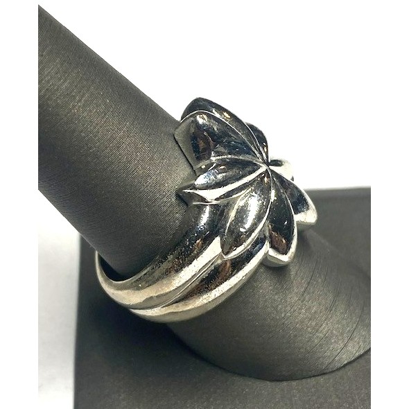 SOLID CAST 925 STERLING SILVER FLOWER RING SIZE 8… - image 2