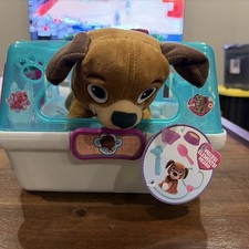 Doc McStuffins On-the-Go Pet Carrier Findo Plush Vet Set New Box Wear Just Play 