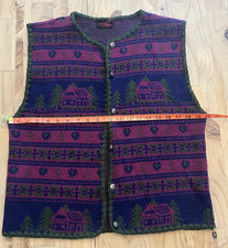 Vinatge Hasting and Smith wool vest purple with houses and trees