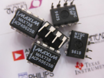 1x MAX738AEPA 5V Step-Down Current-Mode PWM DC-DC Converters MAX738