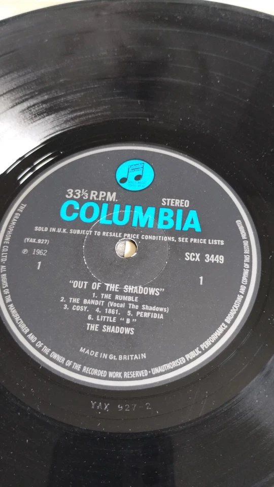 THE SHADOWS - OUT OF THE SHADOWS - BLACK AND BLUE LABEL - STEREO - SCX 2449 - NM - Image 2 of 4