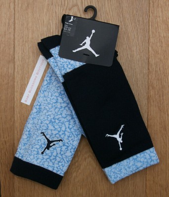 navy blue jordan socks
