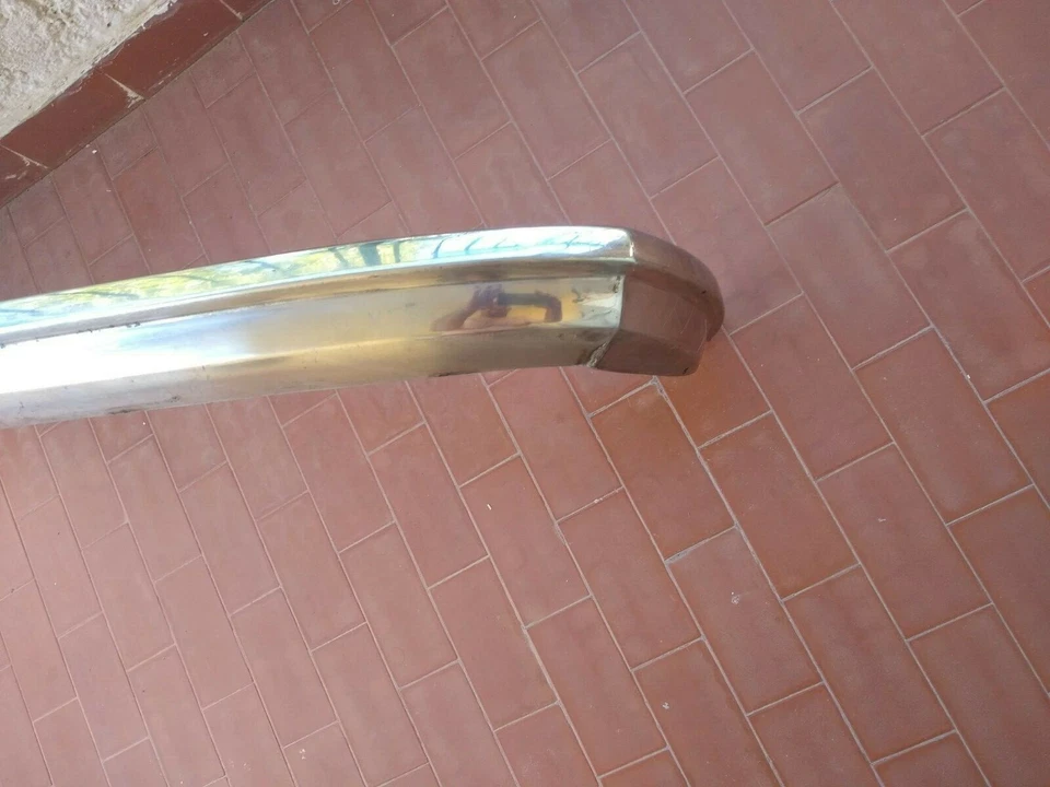 兰西亚 2000 轿车 (Tipo 820) 二手后保险杠 (1971 - 1975) — 第 3/4 张图片