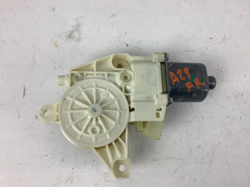 Motor regulador ventana delantera derecha Mercedes-Benz C300 2008-2014 A2048200242 OEM Foto 4 de 4