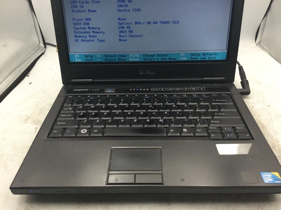 DELL VOSTRO 1320 - BOOTS TO BIOS - INTEL CORE 2 DUO - 4GB RAM - 13" - READ - BB - Image 3 of 4