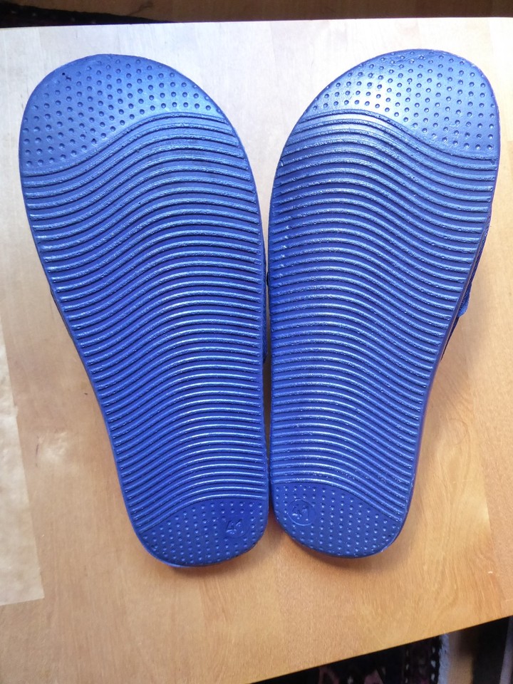 Badelatschen Mädchen, Badelatschen Kinder Unisex rutschfeste Badeschuhe Duschschuhe Flache Pantoletten Mädchen Jungen Weiche Slippers Sandalen | Eva, 24-36 Eu