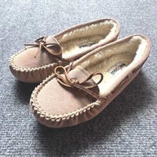 NEW Minnetonka Cally Suede Faux Fur Lined Moccasin Slippers Womens 9 Pink Mauve