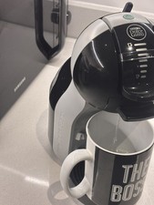 DOLCE GUSTO by De’Longhi Mini Me EDG155.SB Coffee Machine – Black & Arctic Grey