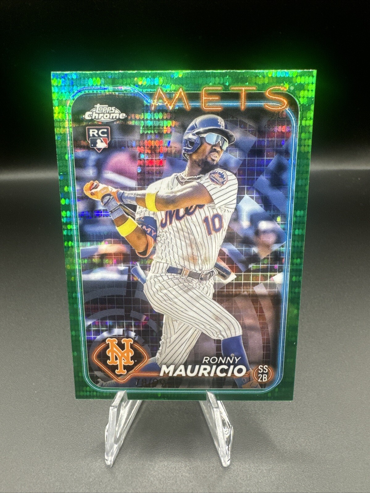 2024 Topps Chrome - Green Wave Refractor #28 Ronny Mauricio /99 (RC)