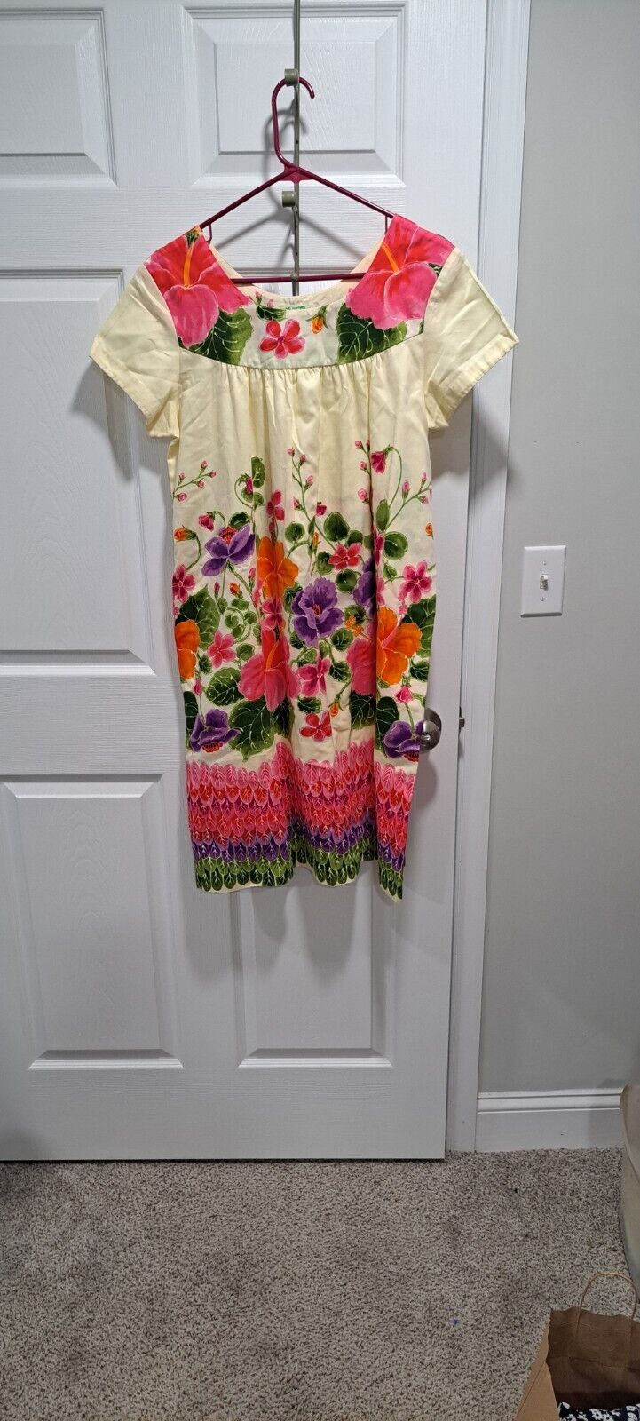 Picture 1 of 4