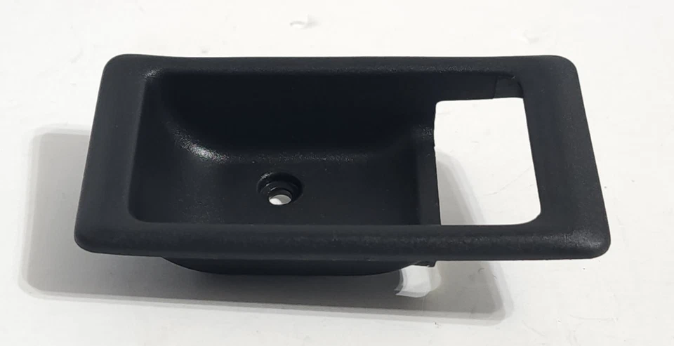 Land Rover Discovery 2 1999-2004 interior trasero puerta carga panel manija moldura Foto 4 de 4