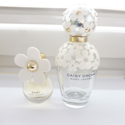MARC JACOBS DAISY    EAU DE TOILETTE   -20 ML -