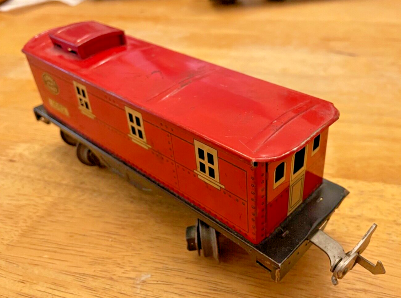 Metal Lionel Train Set Engine, Tender, Tank, Box Car & Caboose Nice