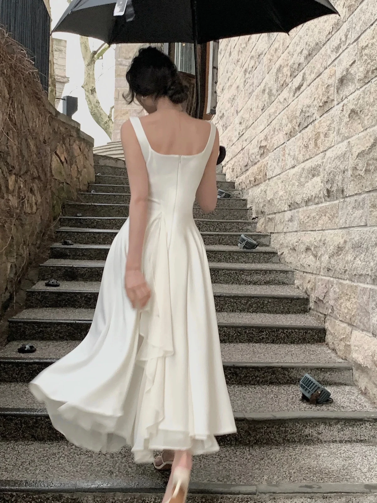 OFF WHITE Abito midi bianco con volant elegante nuovo 2024 nuovo abito estivo