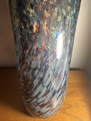 Hand Blown Confetti Speckle Pattern Art Mirror Glass Vase 8” Tall Signed Unknown - Picture 9 of 10