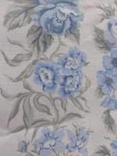 Laura Ashley 1990 Chintz  Floral blue & green Fabric Country Linen 120 x 2.5m