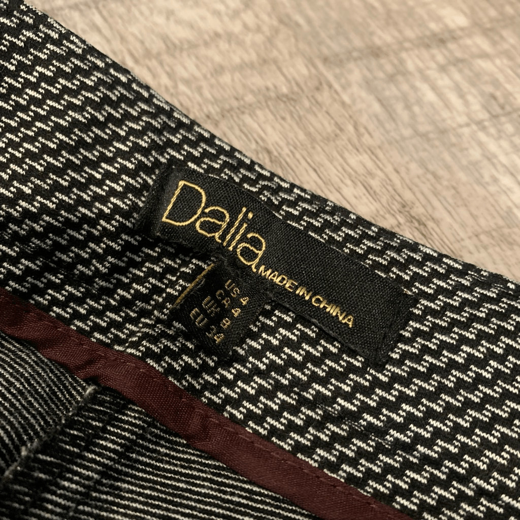 Dalia Black Houndstooth Patterned Low Rise Croppe… - image 4