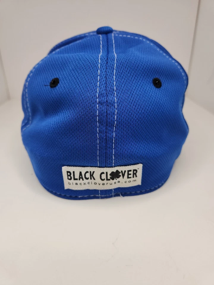 Gorra de golf premium de trébol negro para hombre ajustada rendimiento gorra de béisbol logotipo mediano  Foto 2 de 4