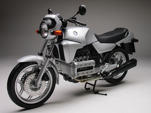 Venta SP Envío el mismo día Kit raro Tamiya 1/12 Modelo Kit BMW K100 de JP 2720 - Imagen 4 de 6
