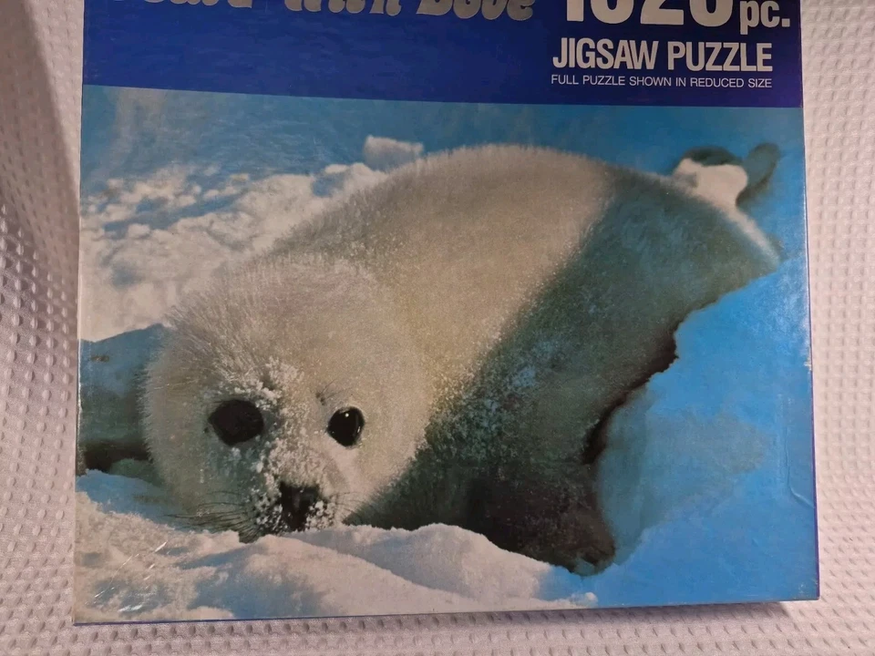 HOYLE Seal'd With Love 1020 Piece Jigsaw Puzzle 18" x 25 3/4" 1984 - Image 2 of 4