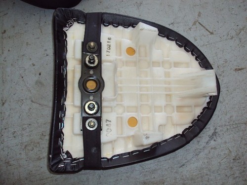 Kawasaki Ninja ZX10 2004 04 05 ZX 10 asiento trasero asiento para pasajeros A2 - Imagen 2 de 3