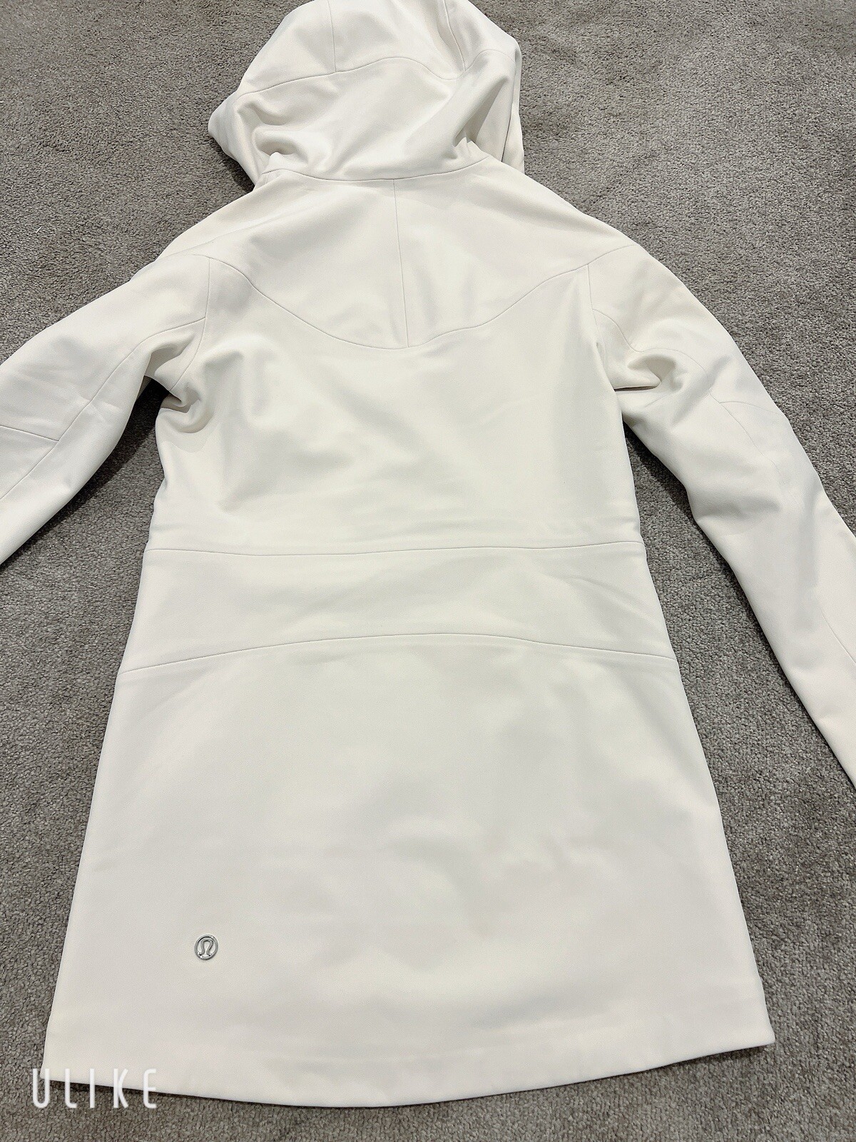 lululemon RepelShell Rain Jacket size  2 Bone Whi… - image 10