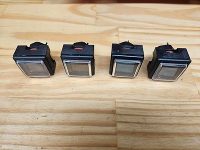 IGT Dynamic Non-Edge Lit Buttons - Dim Displays - (4) Pieces - PLEASE READ