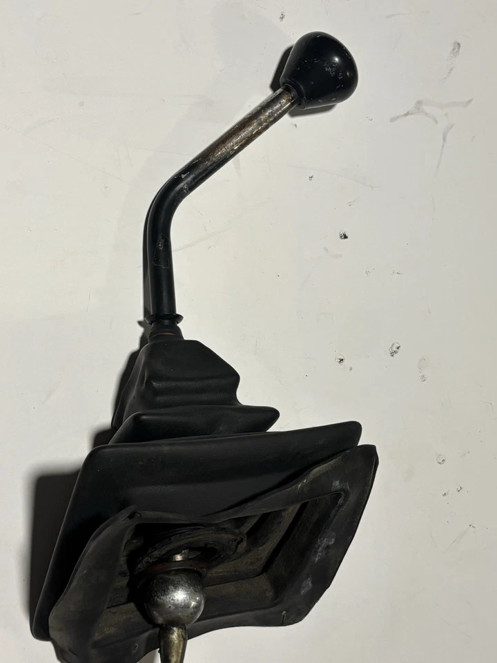 Ford Ranger 1983 4 velocidades transmisión manual manija de cambio OEM Foto 4 de 4