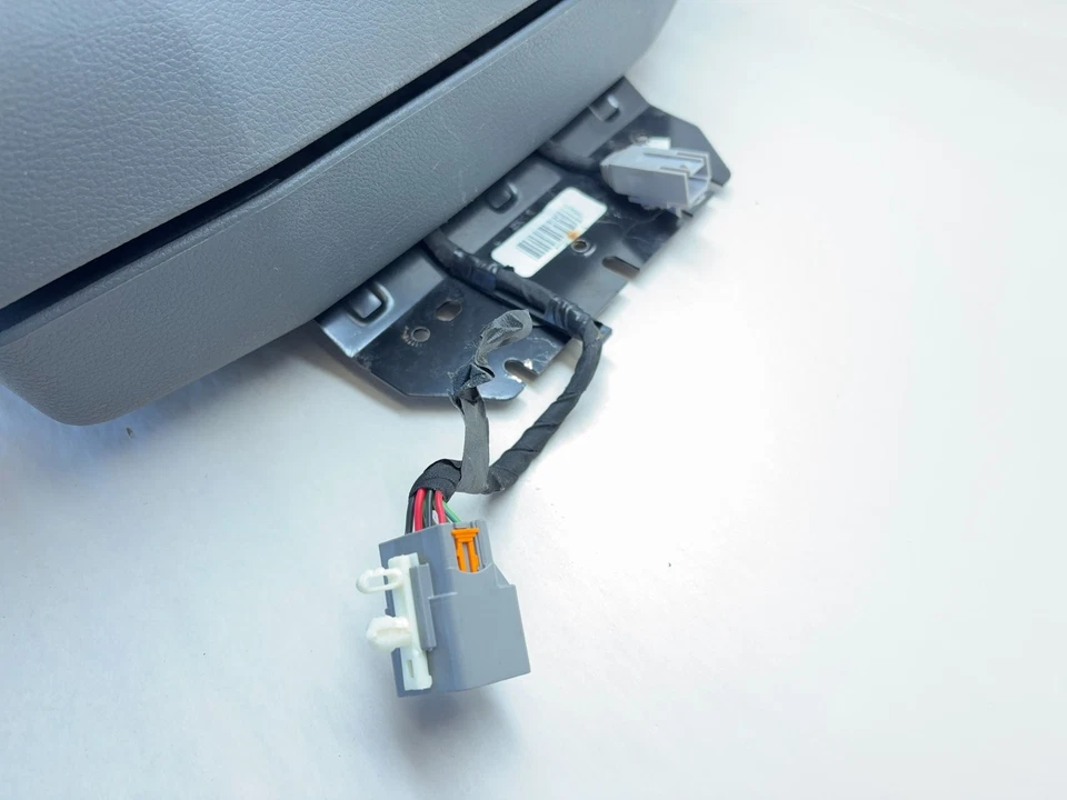 Крышка подлокотника для хранения центральной консоли 2013-2015 Dodge Ram 1500 2500 3500 серая - Изображение 4 из 4