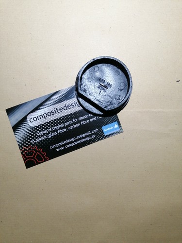 Ford Escort Cosworth rear bumper eye cover - Picture 2 of 3