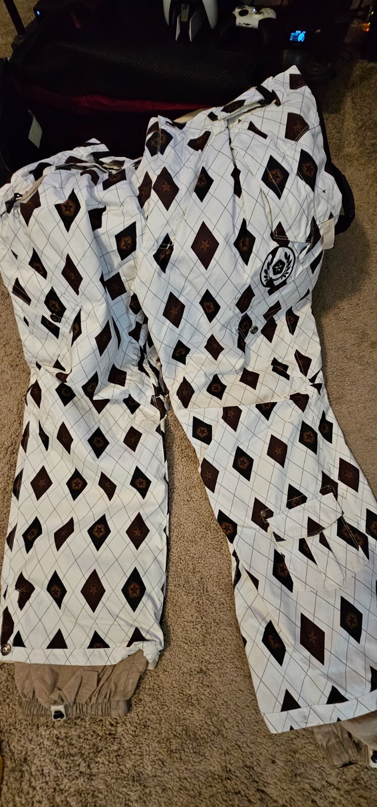 Burton Love 152 2008/2009 Playboy Edition Plus Bindings, Boots, Bags, 2 Pants+