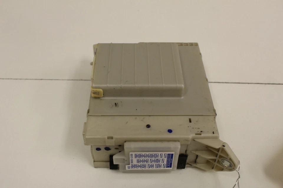 2008-2014 雷克萨斯 IS-F ISF oem 驱动程序侧保险丝块模块 82730-33500 — 第 4/4 张图片