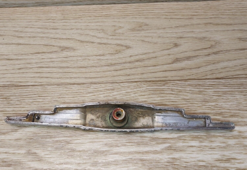 1937 CHEVROLET SEDAN CHROME TRUNK EMBLEM 595744 '37 CHEVY - Foto 7 di 7