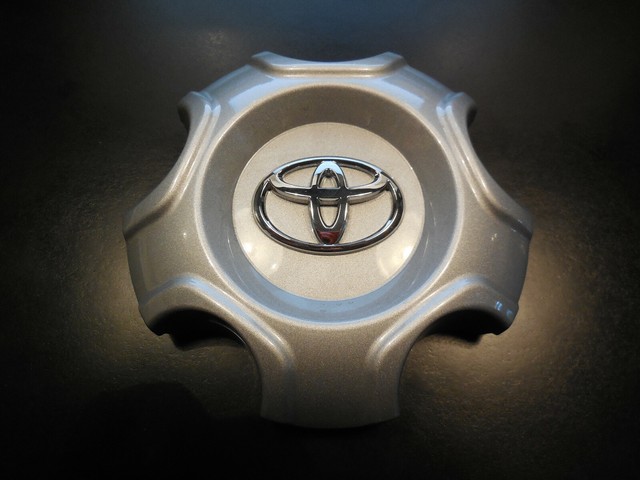 2014-2019 Toyota Tundra Sr5 # 75156 18x8 5 Spoke Aluminum Wheel Center