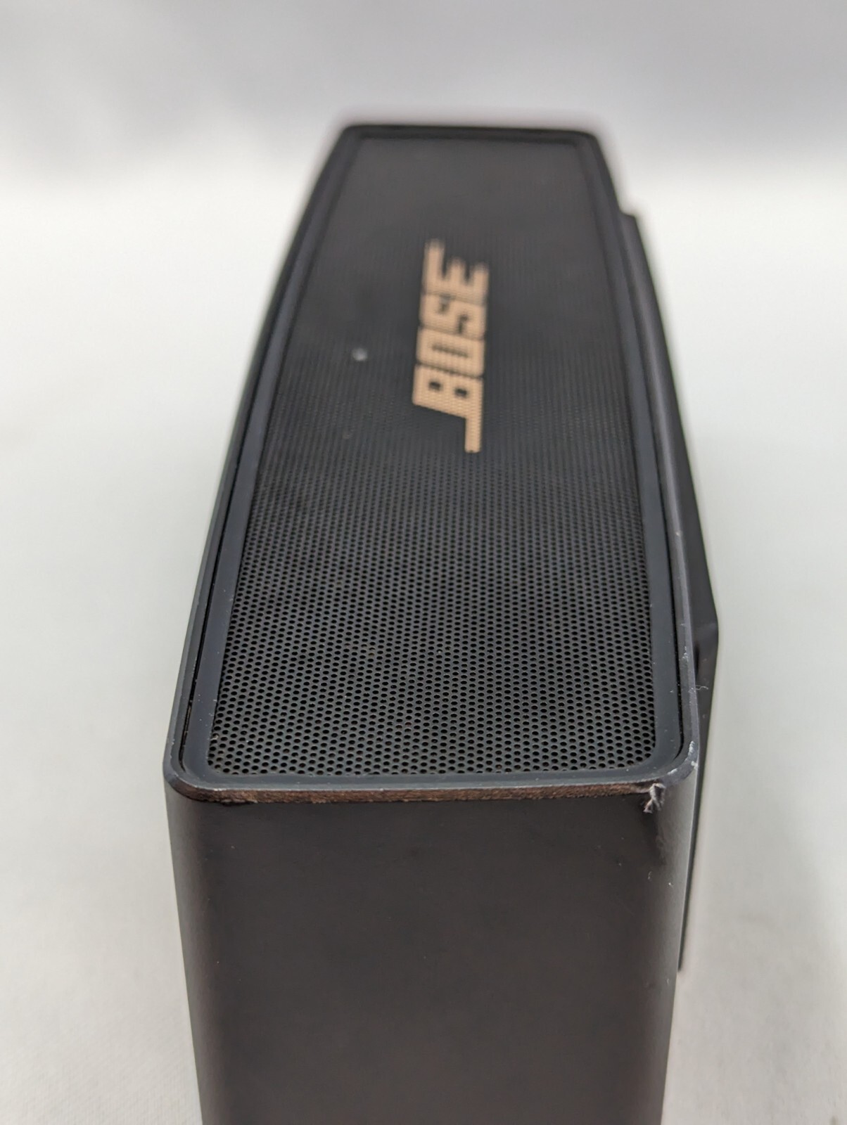 Bose SoundLink Mini 2 Bluetooth Speaker Black/Copper 'Flashing Red