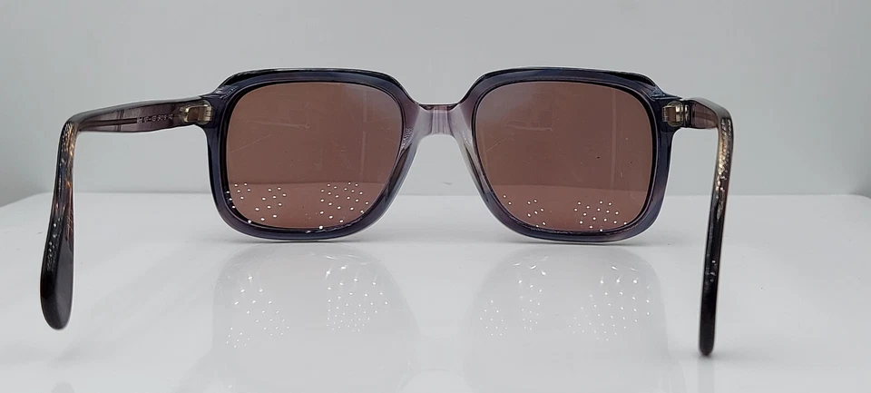 Gafas de sol vintage Tura 127-133 gris cuadrado con montura de cuerno Malta SOLO MARCOS Foto 3 de 4