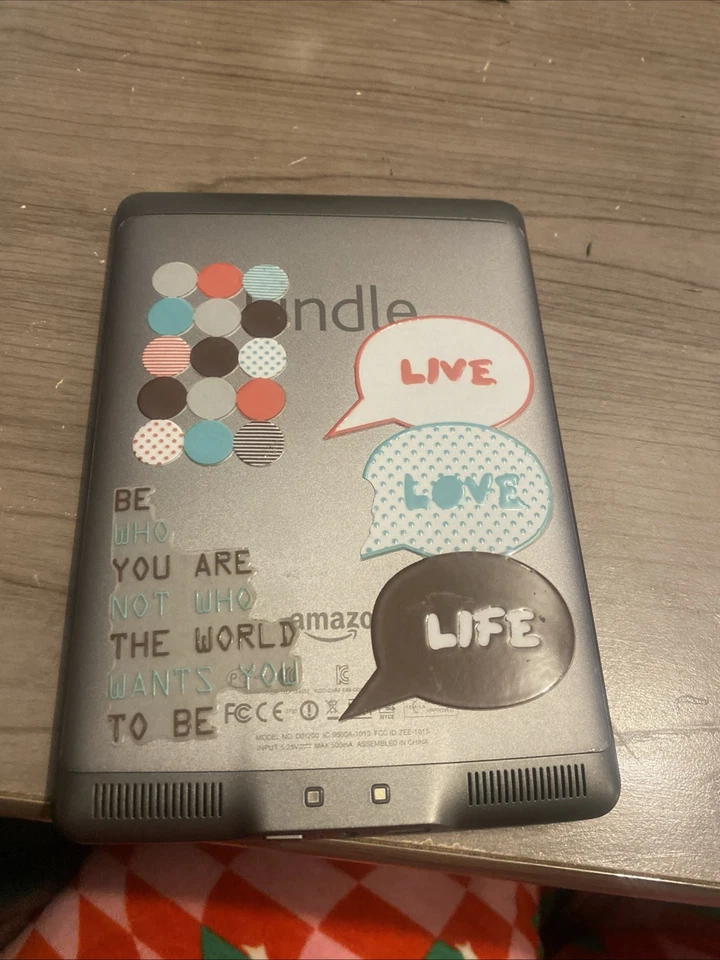 Lector electrónico Amazon Kindle (4.ª generación) D01100 2 GB Wi-Fi 6" negro Foto 2 de 3