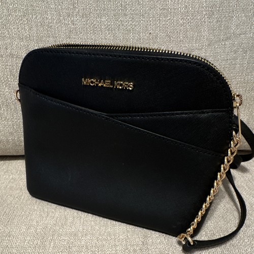 Michael Kors Black Zip Crossbody Bag Chain Strap Gold Hardware Inner Pockets - Picture 1 of 7